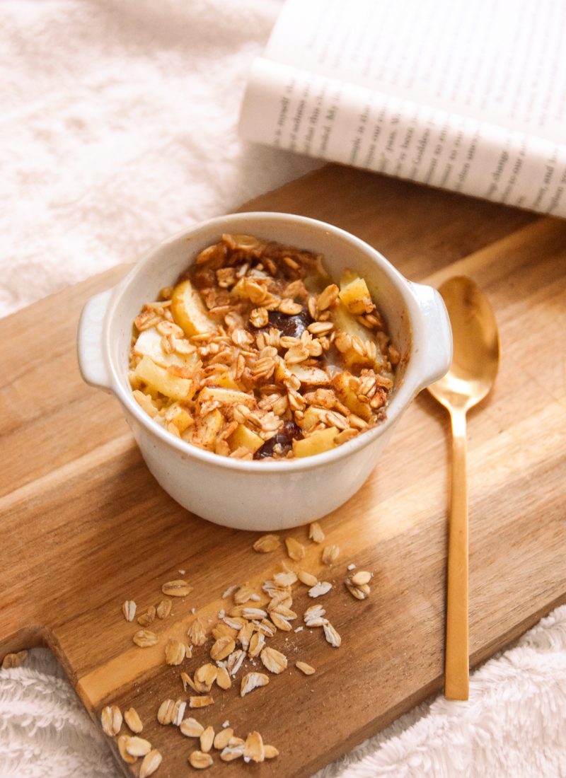 Apple pie baked oats – Vegan and Easy