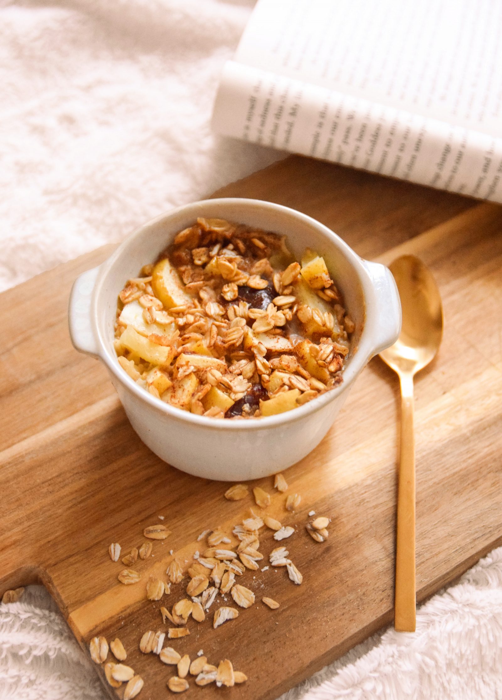 Apple pie baked oats